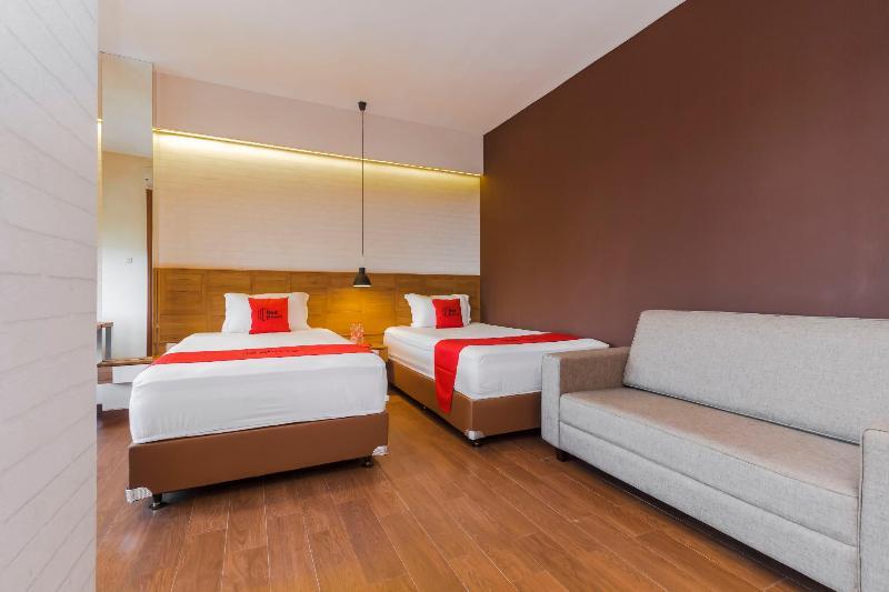 Reddoorz Plus @ Cbd Bintaro South Tangerang Dış mekan fotoğraf