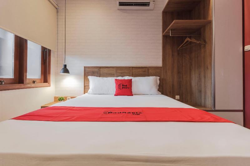 Reddoorz Plus @ Cbd Bintaro South Tangerang Dış mekan fotoğraf